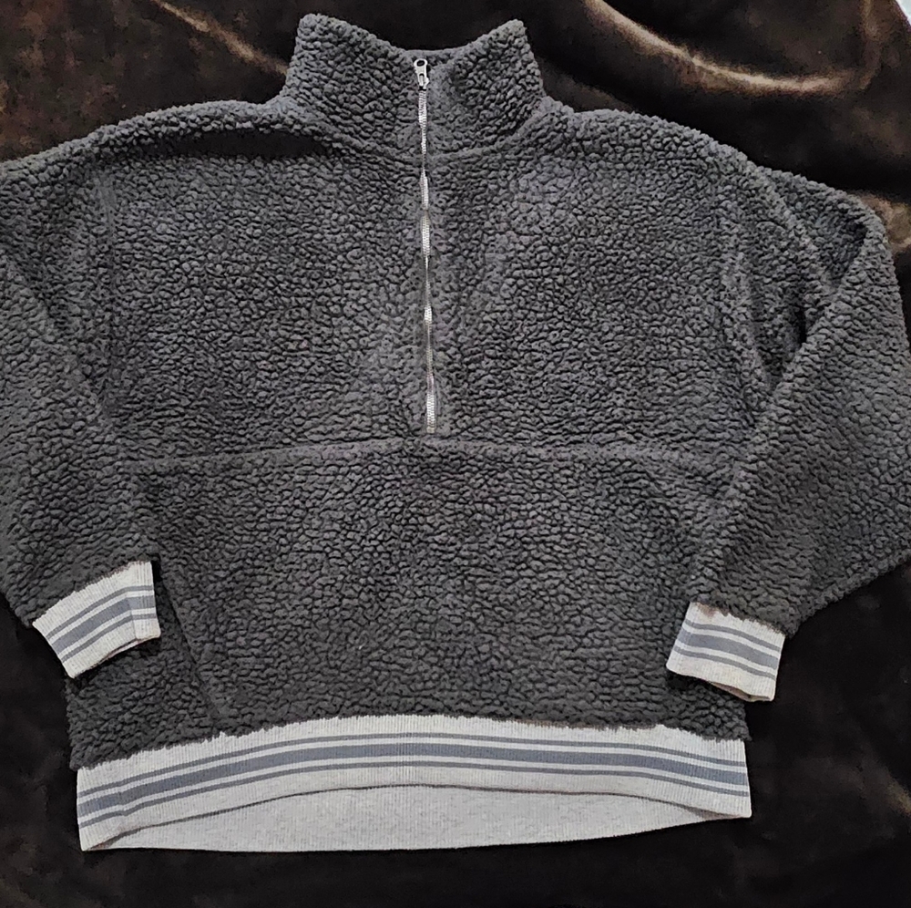 American Eagle Gray Sherpa Pullover